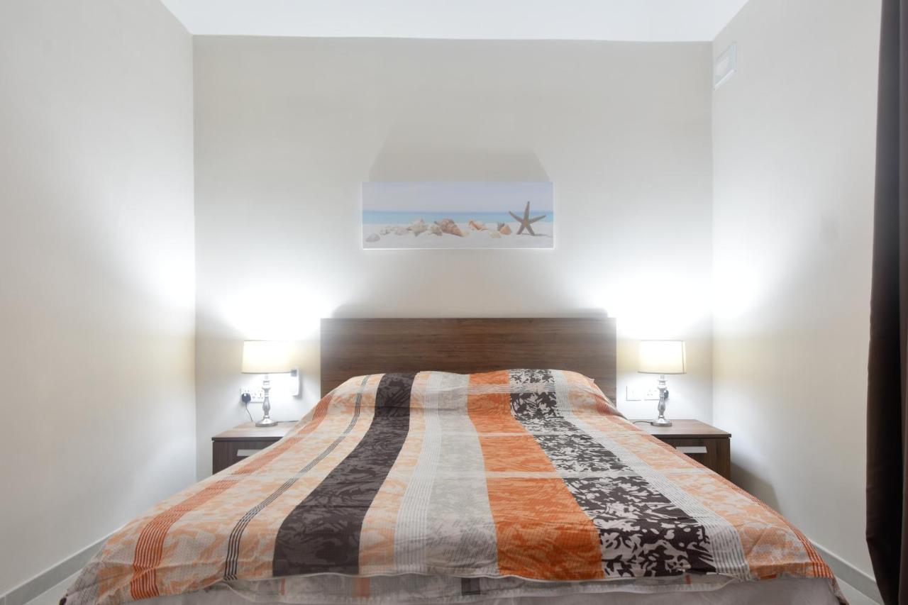 Marbella Holiday Apartments - Seafront - Wifi Marsaskala Dış mekan fotoğraf
