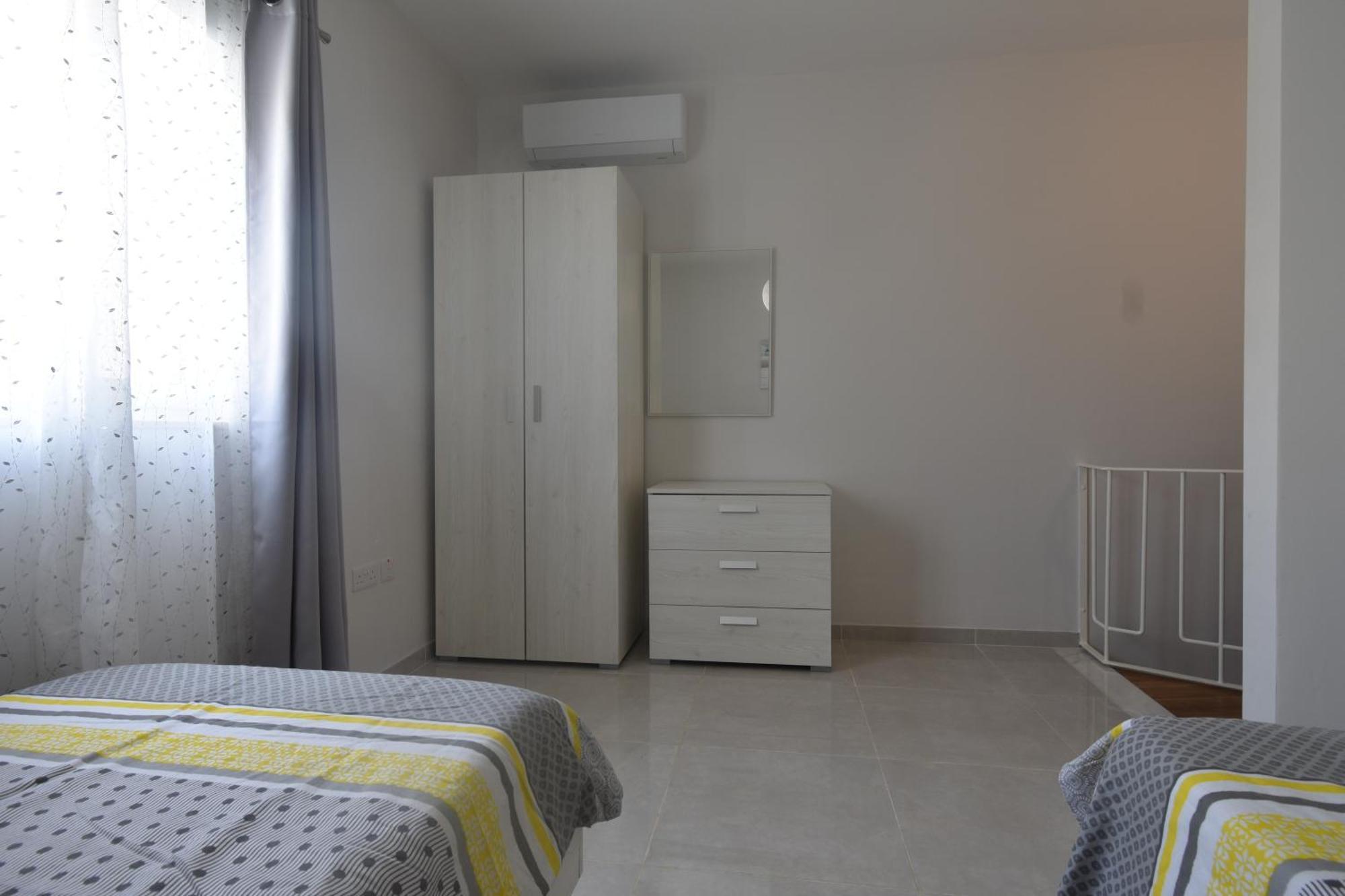 Marbella Holiday Apartments - Seafront - Wifi Marsaskala Oda fotoğraf
