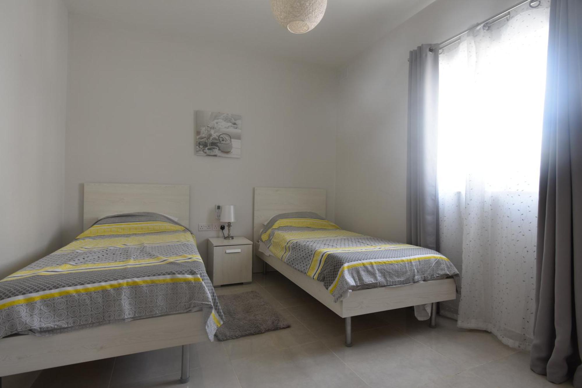 Marbella Holiday Apartments - Seafront - Wifi Marsaskala Oda fotoğraf